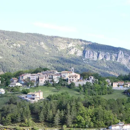 location vacances Saint-Julien-du-Verdon Exterior foto