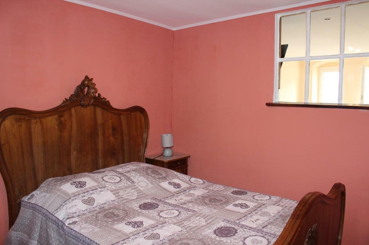 Apartment Location 5 Place Des Moulieres *